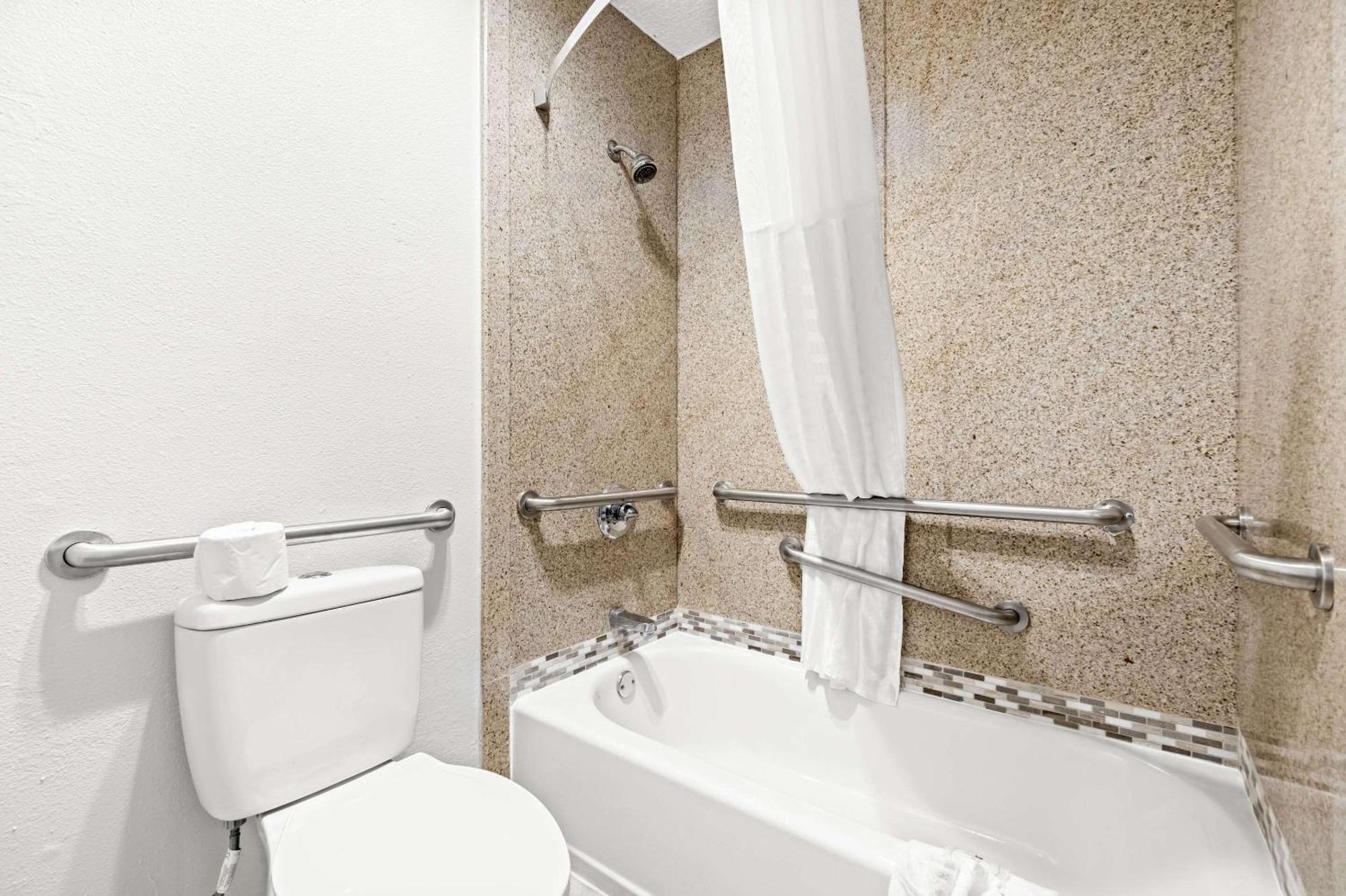Quality Inn Plainview Kültér fotó