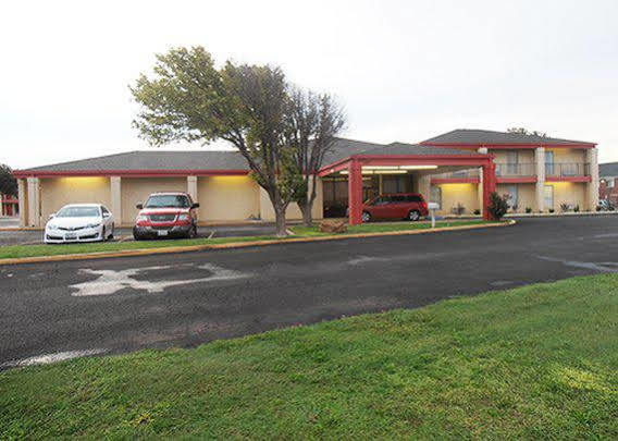 Quality Inn Plainview Kültér fotó